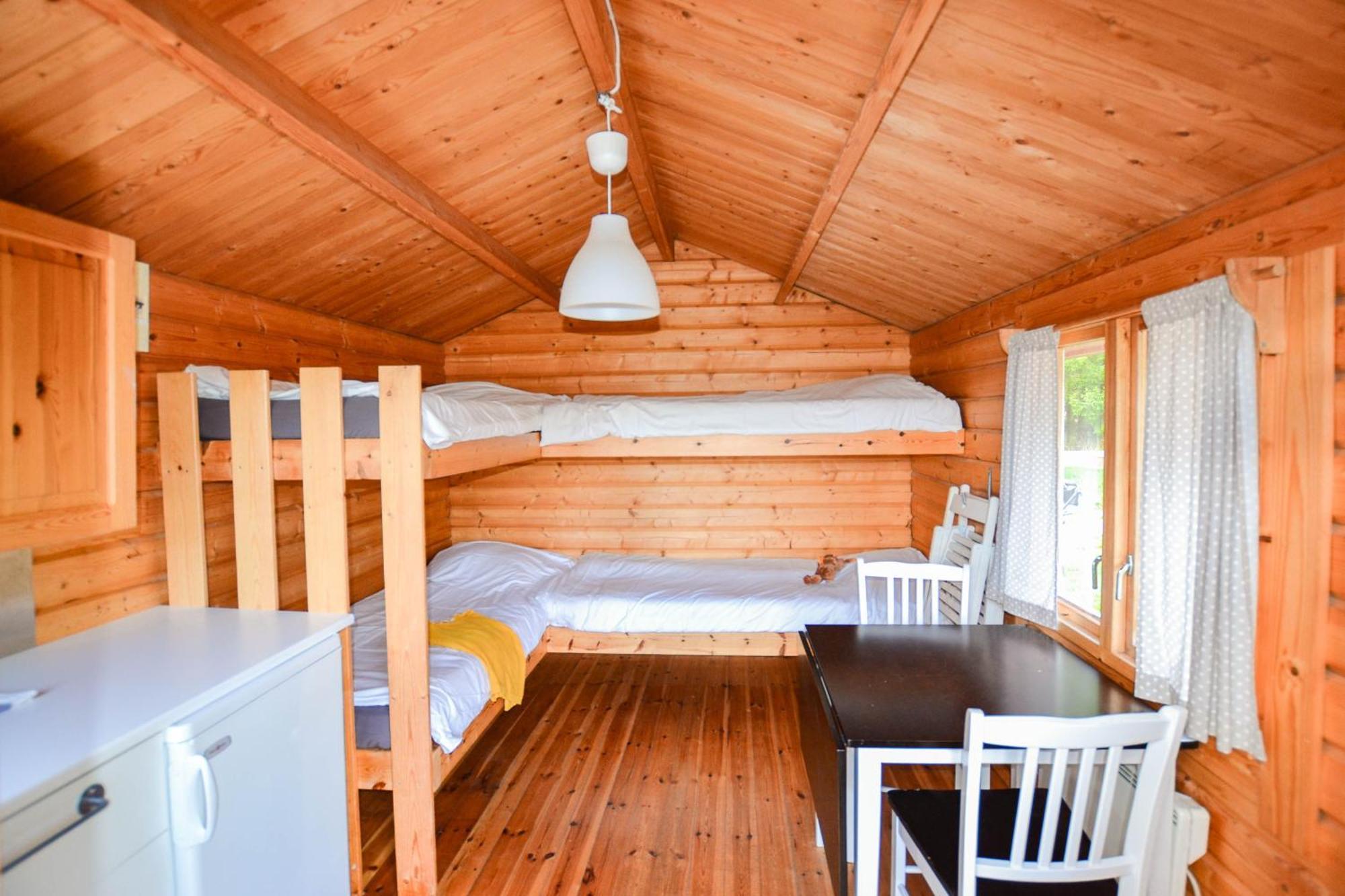 Arjaeng Camping & Stugor Sommarvik الغرفة الصورة