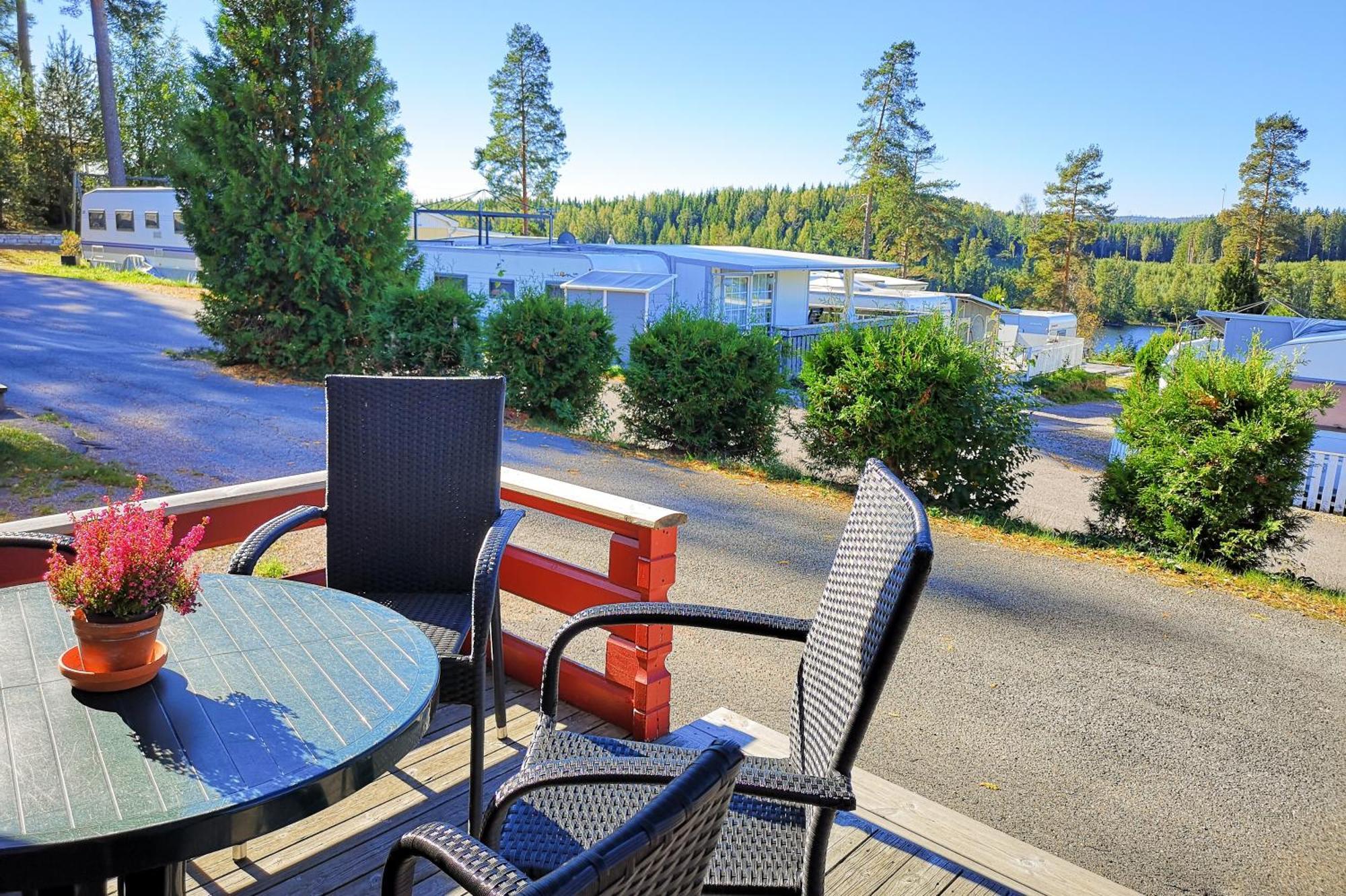Arjaeng Camping & Stugor Sommarvik الغرفة الصورة